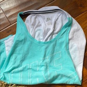 Nike workout top